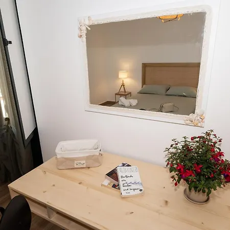 Apartment La Dimora Dei Due Mari *
